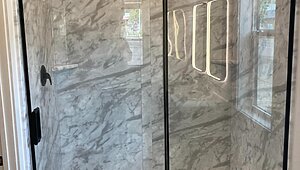 Genesis / 9921AJ Interior 81493