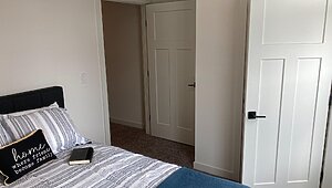 Genesis / 9921AJ Interior 81486