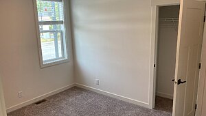 Genesis / 9921AJ Interior 81490