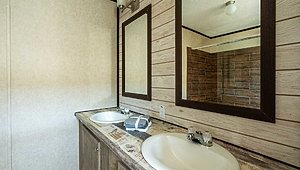 Southern Homes / Big Ben Bathroom 15120