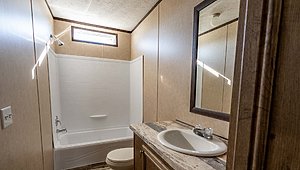 Southern Homes / Big Ben Bathroom 15121
