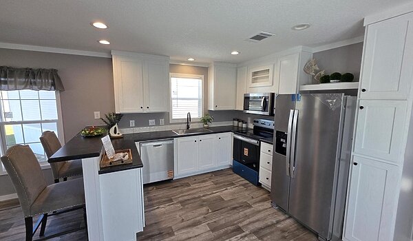 Cavco / The Retreat XL 16602Y Interior 86965