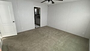 The Summit / 28483A Interior 85553