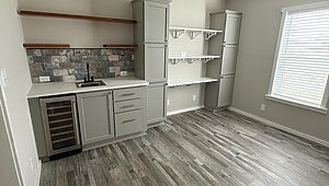 ON CLEARANCE / Kash EL28563A Interior 85754