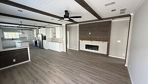 EL Series / Ivy 340EL30643B Interior 85903