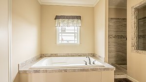 Woodland Homes Series / Williamson Bathroom 54481