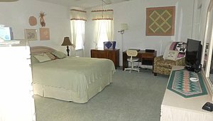 Cypress Lakes / 9401 Top Flight Drive Bedroom 40283