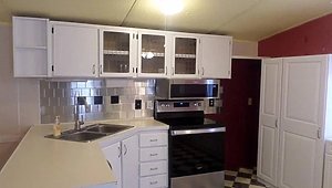 Bass Capital Adult Mobile Home Park / 2809 S. Us Hwy 17, Lot C5 Kitchen 45102