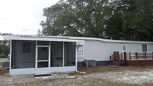 Bass Capital Adult Mobile Home Park / 2809 S Us Hwy 17, Lot  A23 Exterior 45183