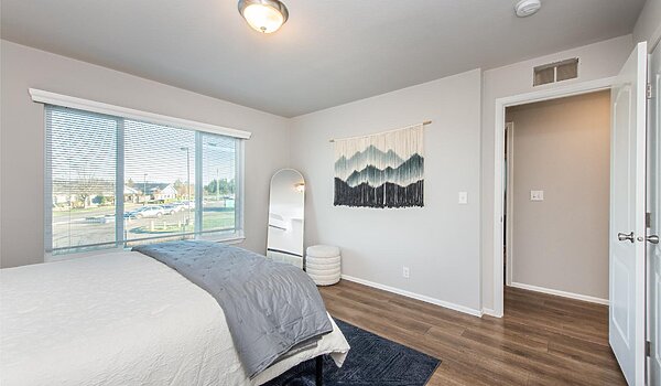 The Pacific / Series Interior 86823