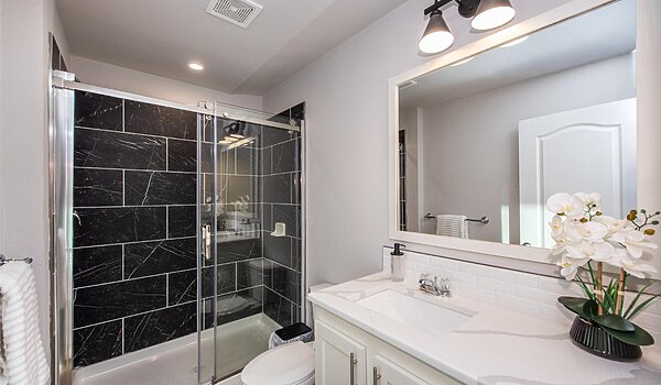 The Pacific / Series Interior 86825