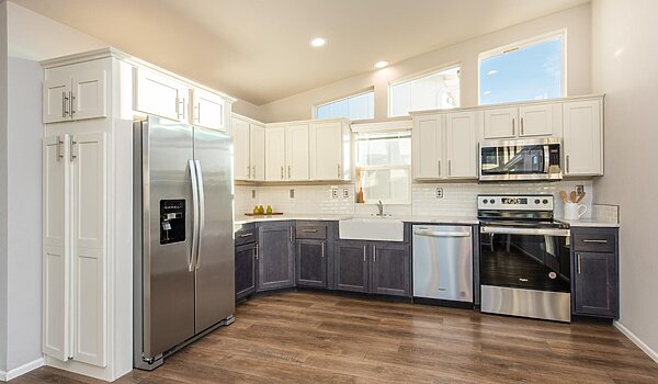 The Pacific / Series Interior 86818