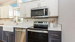 The Pacific / Series Interior 86820