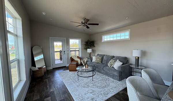 The / Evergreen Interior 86839