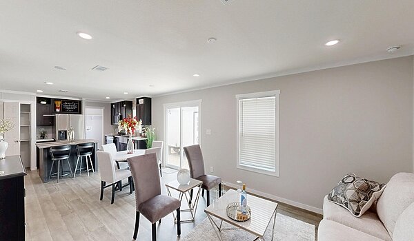 ON YOUR LAND THIS MONTH! / Magnificent 7 2321 Interior 91183