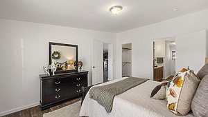 InNeighborhood / Rustic Room Beauty Bedroom 54510