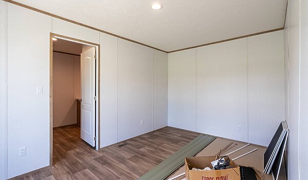 Phoenix / Augusta 16562A Bedroom 82390