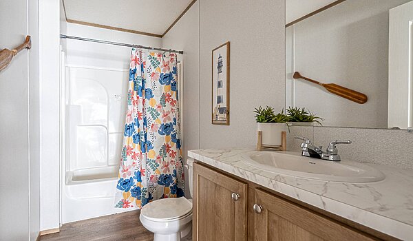 Phoenix / The Phoenix 32563A Bathroom 82405