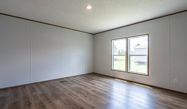 Phoenix / The Phoenix 32563A Bedroom 82402