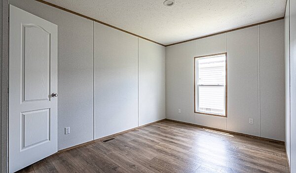 Phoenix / The Phoenix 32563A Bedroom 82403