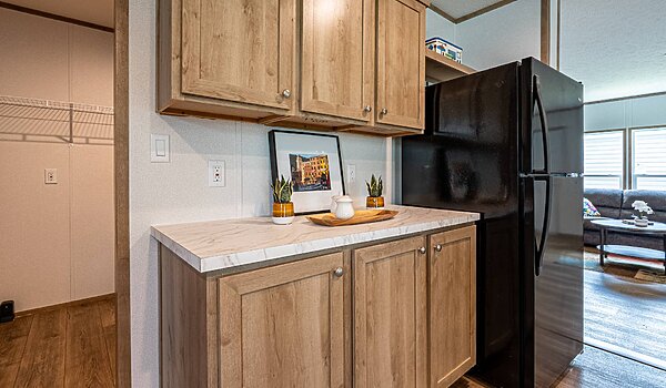 Phoenix / The Phoenix 32563A Kitchen 82399