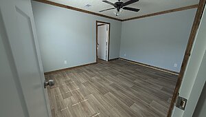 Lifestyle / The Raven 16763A Bedroom 91852