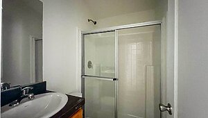 Cascadia Value / DU12321T Bathroom 84426