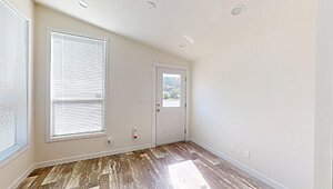 Dream Park Model / DPS 331M Interior 84435