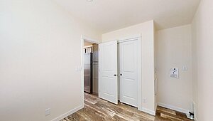 Dream Park Model / DPS 331M Interior 84437