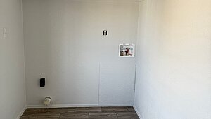 Emerald Doublewide / EM28603A Lot# 235 Interior 82844