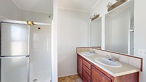 Solitaire Singlewide / SW-HD-284 Bathroom 63583