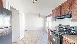 Solitaire Singlewide / SW-HD-284 Kitchen 63576