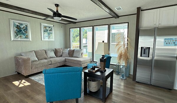 Vision / The Lakeside Interior 85175