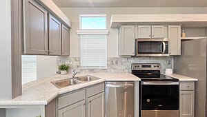 Palm Harbor / The Paradise PL15401A Kitchen 76181