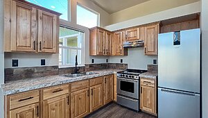 Palm Harbor / The Lodge G12421W Kitchen 76194