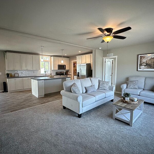 Evergreen / EV28583E Interior 91939