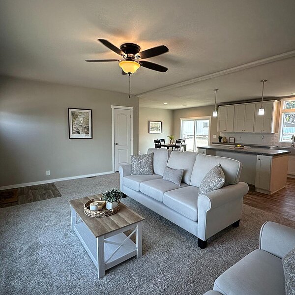 Evergreen / EV28583E Interior 91940