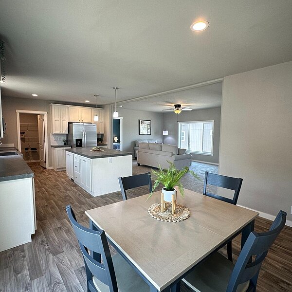 Evergreen / EV28583E Kitchen 91941
