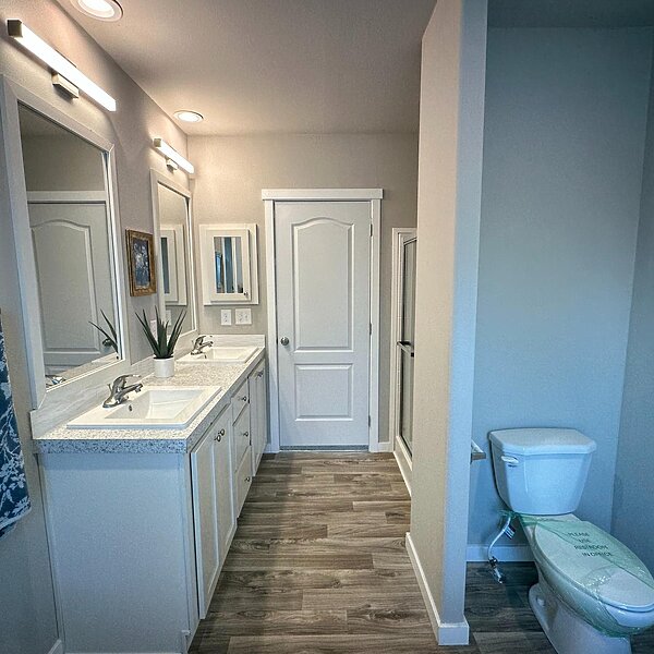 Evergreen / EV28583E Bathroom 91947