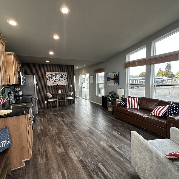 American Freedom Series / Cabana 15522C Interior 92022