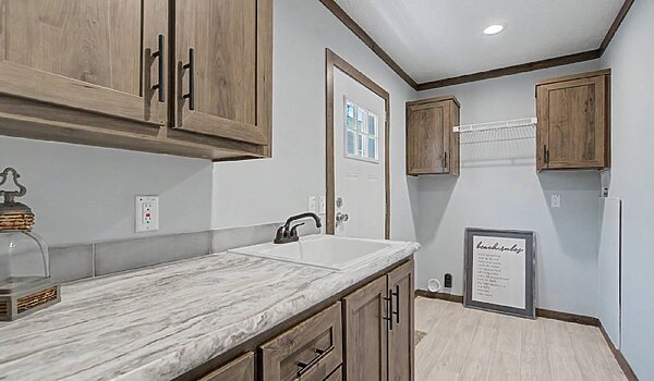 Fleetwood Elite Series / Elevation 32523D Interior 90443