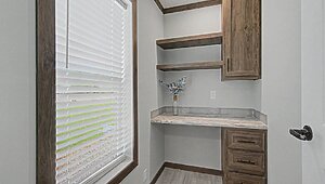 Fleetwood Elite Series / Elevation 32523D Interior 90444