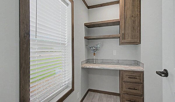 Fleetwood Elite Series / Elevation 32523D Interior 90444