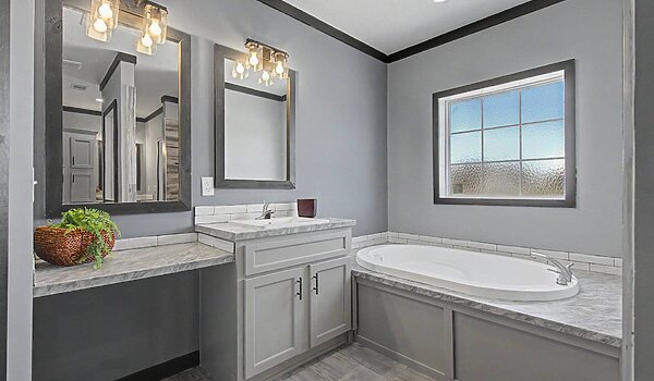 Timberline Elite / The Sunset TE32663E Interior 90418