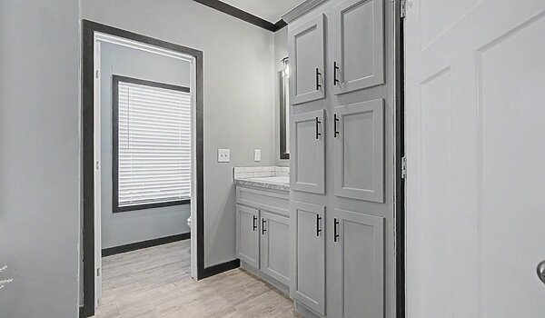 Timberline Elite / The Sunset TE32663E Interior 90420
