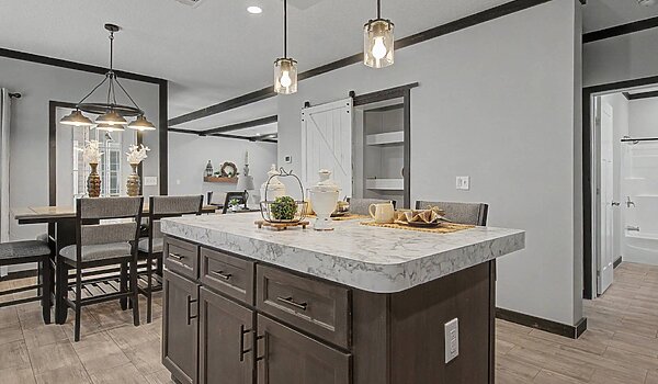 Timberline Elite / The Sunset TE32663E Interior 90408
