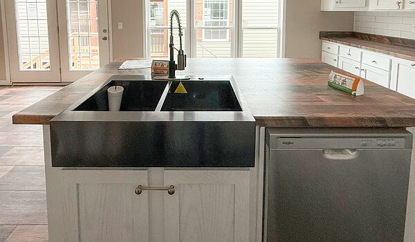 KB 32' Platinum Doubles / KB-3244 Kitchen 82310
