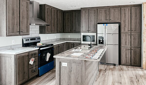 250XZ28524B / Fleetwood Xtreme (Double) Kitchen 81257