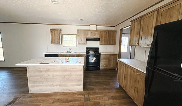 Phoenix / The Phoenix 32563A Kitchen 85895