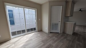 Country Manor / 16763M Interior 83643